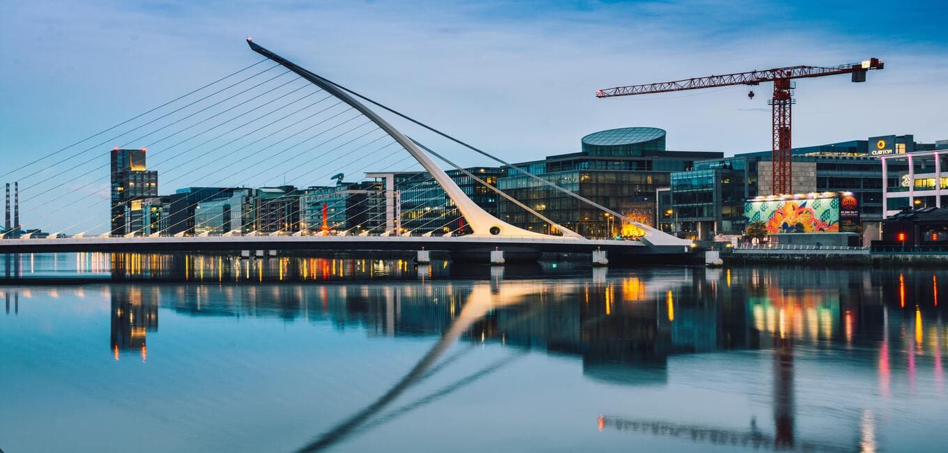 https://api.cabexpresso.com/media/destination_images/DUBLIN.jpg